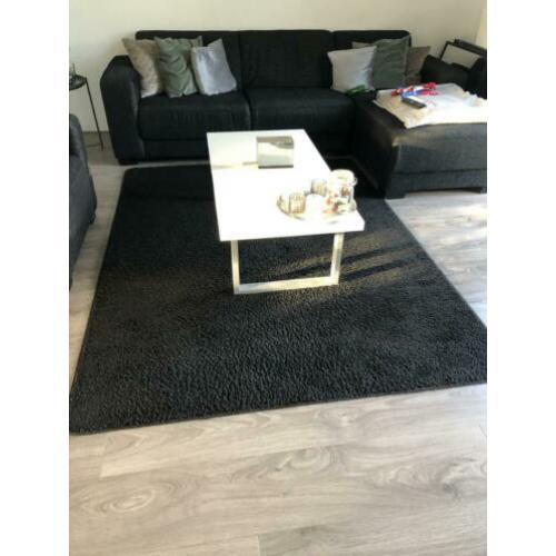 Zwart vloerkleed 170x225