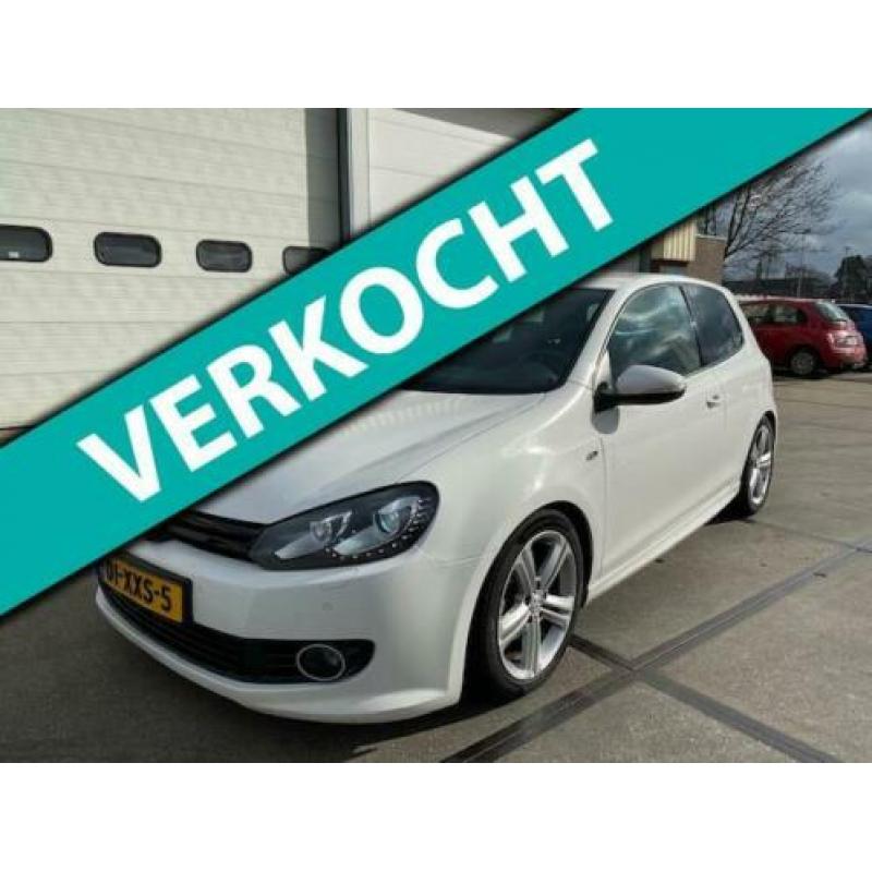 Volkswagen Golf 1.6 TDI Highline VOLKSWAGEN GOLF 1,6 TDI R L