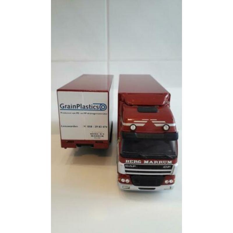 Lion toys Daf CF Berg Marrum Grain Plastics