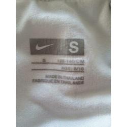 Nike sport broekje Knvb maat S (128-140)