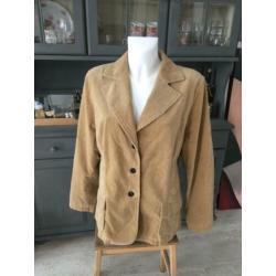 Beige ribstof colbert jasje blazer van Riani maat 46
