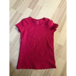 T shirts .maat 110/116