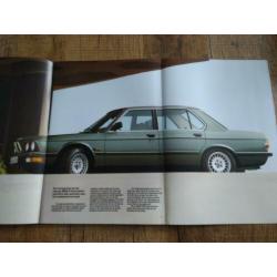 BMW 5 serie e28 prachtige folder uit 1982