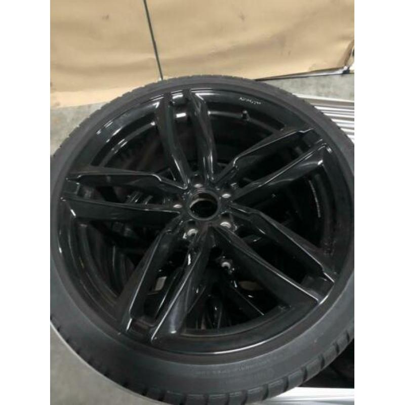 Audi A6 velgen met winterbanden