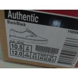 Ongedragen: Vans Authentic, black. Size EU 44 / US 10.5