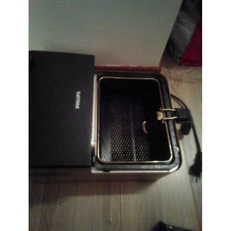 Philips Airfryer met bakmand