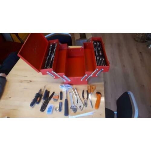 Gereedschapskist met gereedschap