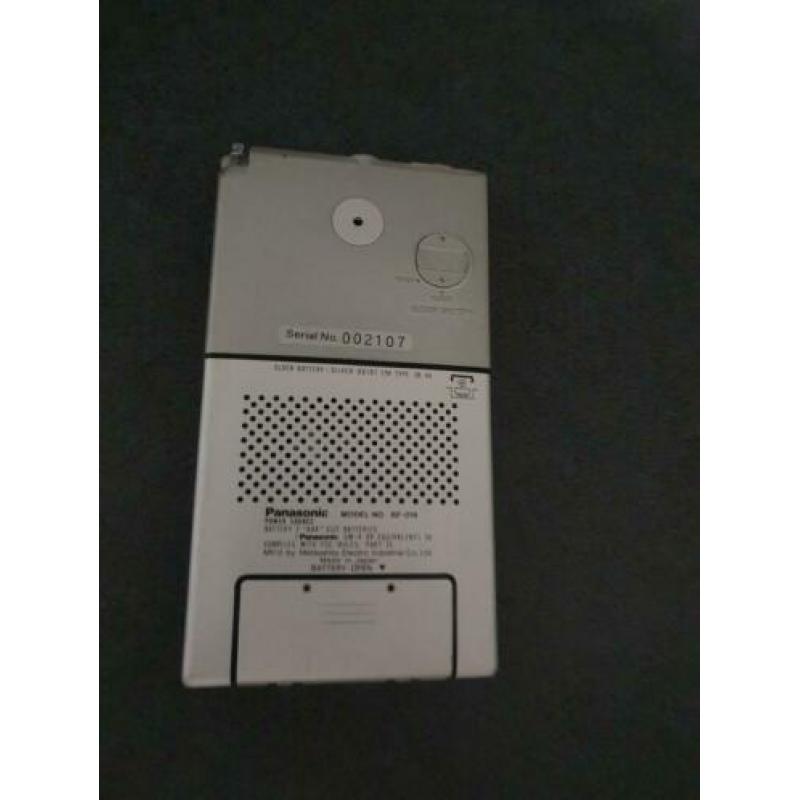 Vintage panasonic portable radio rf-016