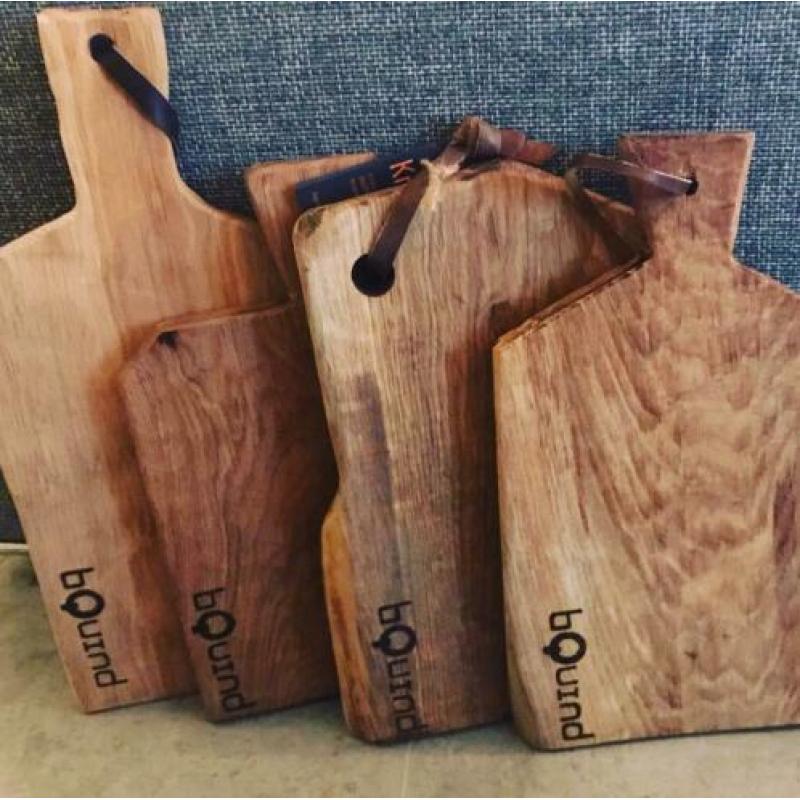 Robuuste eiken decoratie/borrelplank met eigen tekst