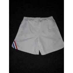 Nike sport broekje Knvb maat S (128-140)
