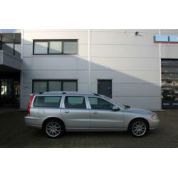 Volvo V70 2.0T Edition Sport Xenon Leder Navigatie