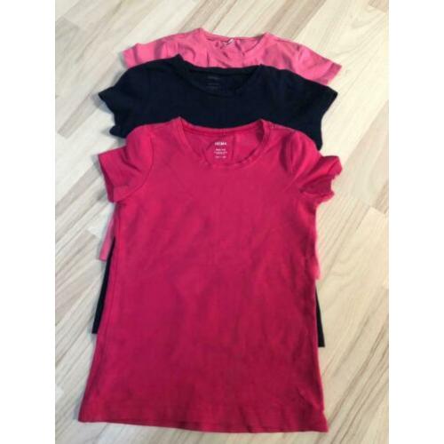 T shirts .maat 110/116