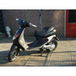 Peugeot viva city snor scooter en als nieuw