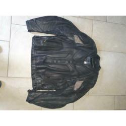 Leren motorjack maat 60 en leren motorbroek maat 56
