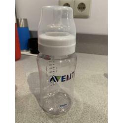 Flesjdifrax en avent nieuw. Drinkbekers nuk en avent zgan