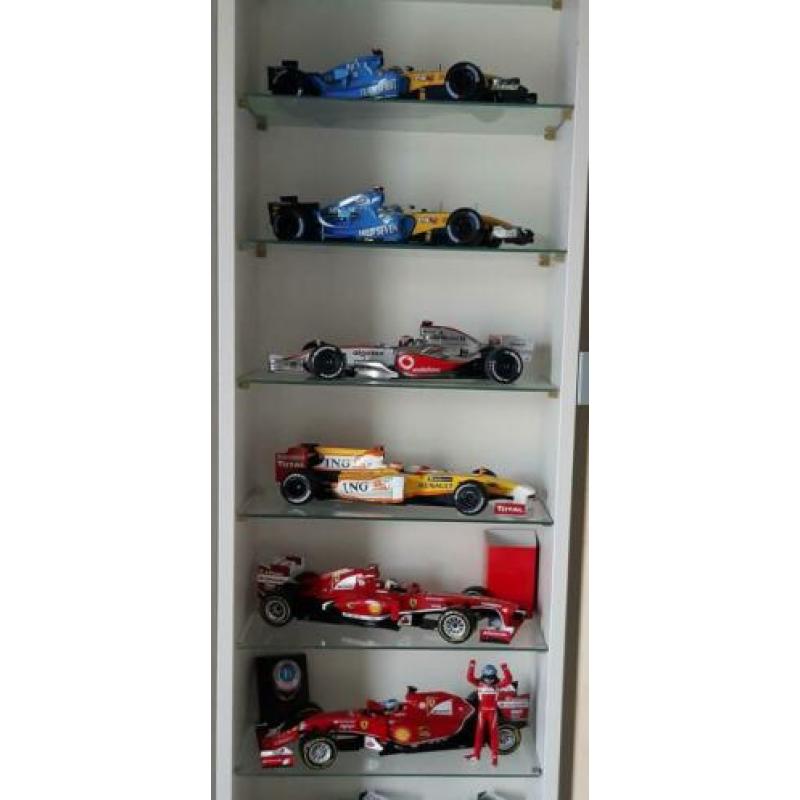 Max Verstappen Mooie Collectie Schaalmodellen 1/43 en 1l18