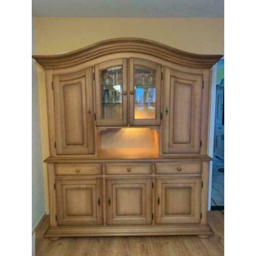 buffetkast / kast eiken patine