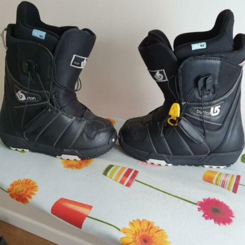 Burton snowboard schoenen maat 37 2x gedragen