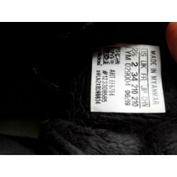 Adidas half hoge schoenen maat 34