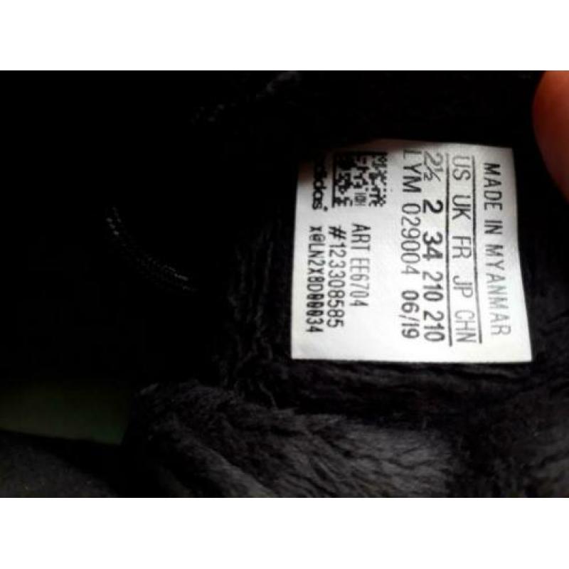 Adidas half hoge schoenen maat 34