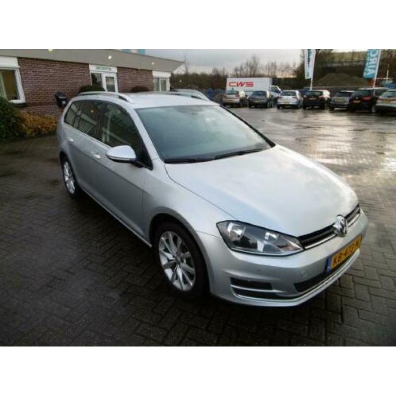 Volkswagen Golf Variant 1.6 TDI Connected Series (bj 2016)