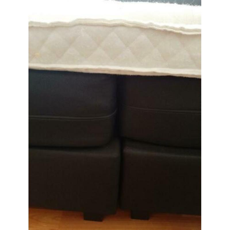 Boxspring 160 x 200 cm.
