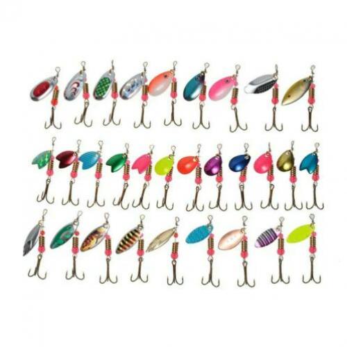 te koop 30 delige blinkers / spinners set nieuw in doosje ee