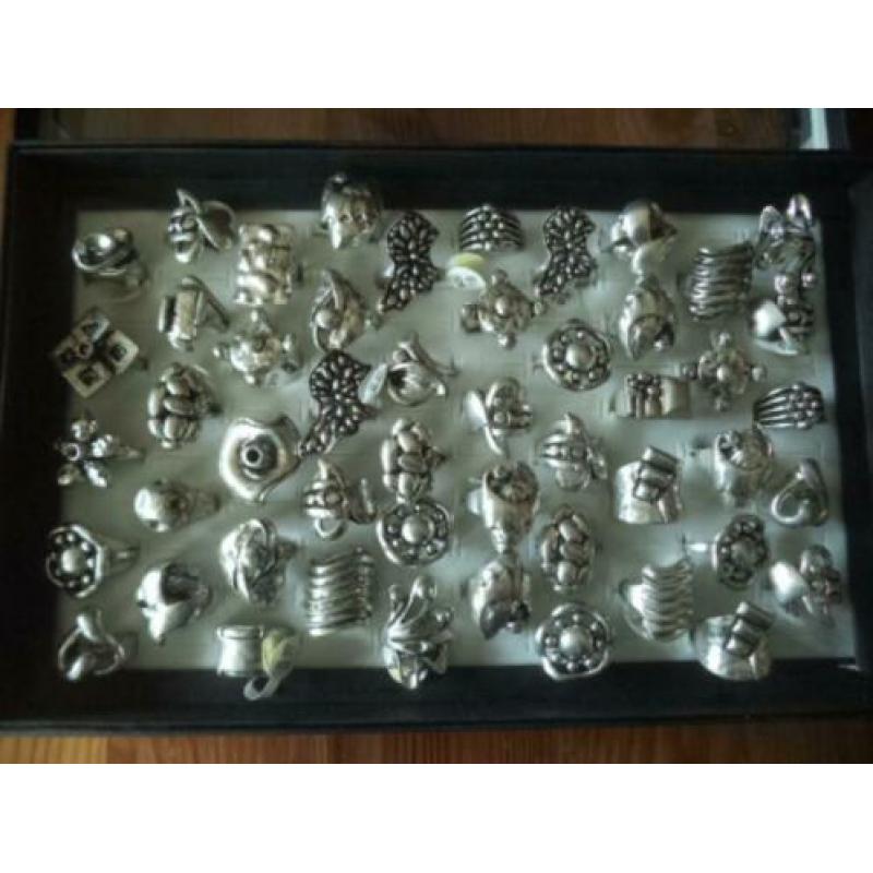 (r24) ringen partij 50 stuks antique look