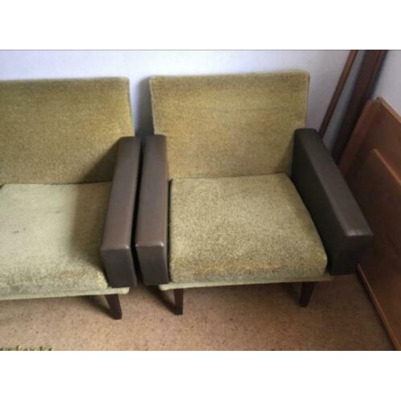 Vintage stoelen met bruin skai leer. 2 stuks.