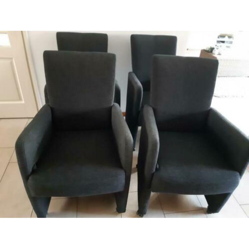 Keurig nette eetkamerstoelen