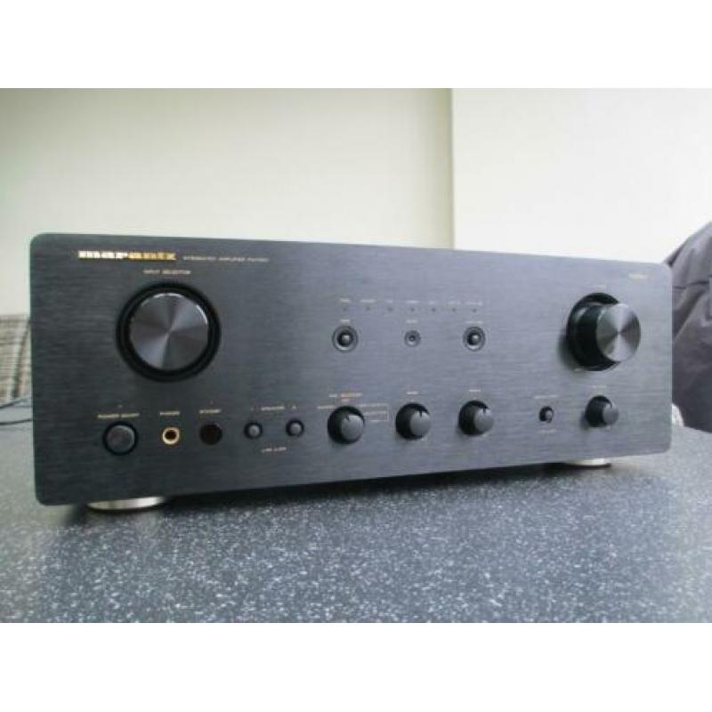 Marantz PM 7000