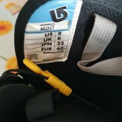 Burton snowboard schoenen maat 37 2x gedragen