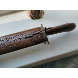 Mooie set mes en vork in hout bewerkte houder