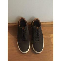 Nette sneaker maat 42, ZGAN!
