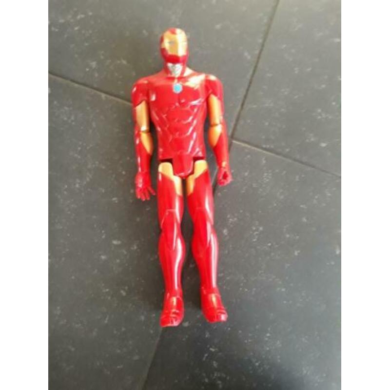 Mooie, stevige set van Marvel actionfiguren, 28 cm hoog.