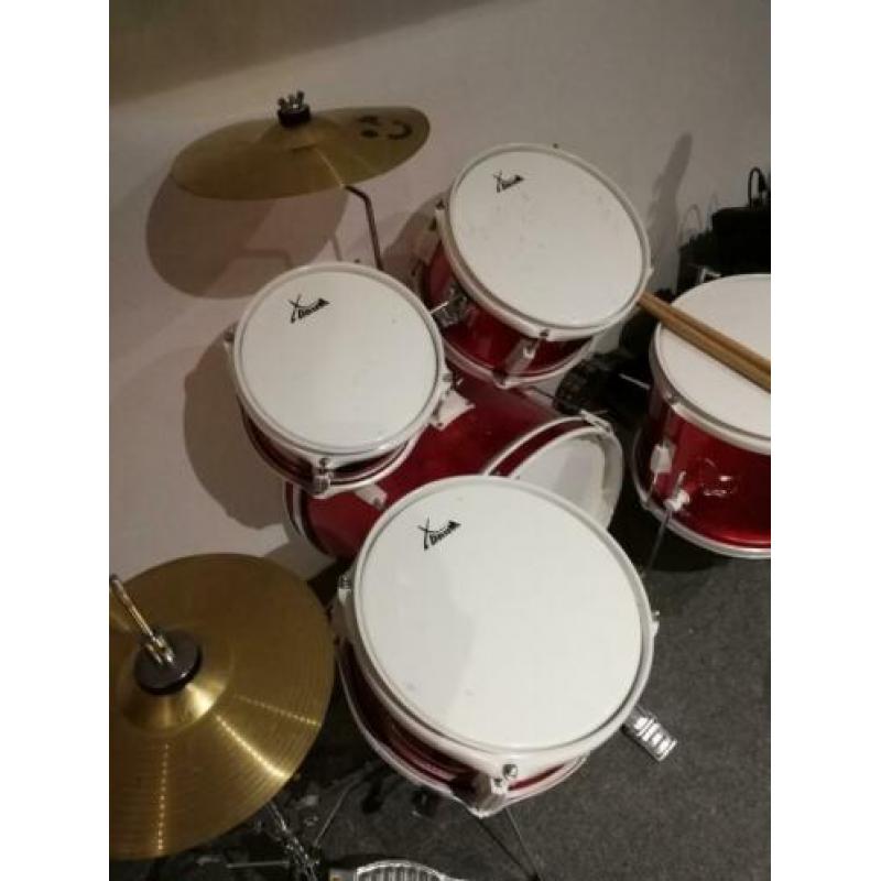 Millenium Drumstel kinderdrumstel rood