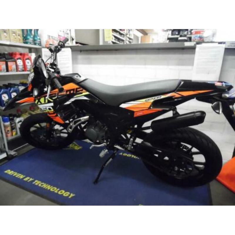 Derbi DRD Xtreme SM E4 2-2019 1.392 km Als Nieuw