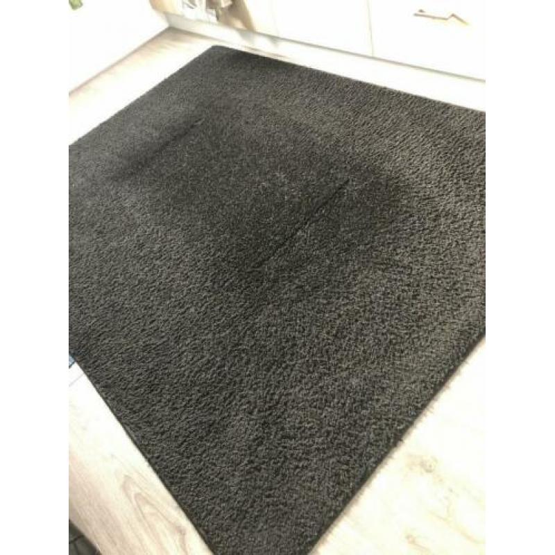 Zwart vloerkleed 170x225