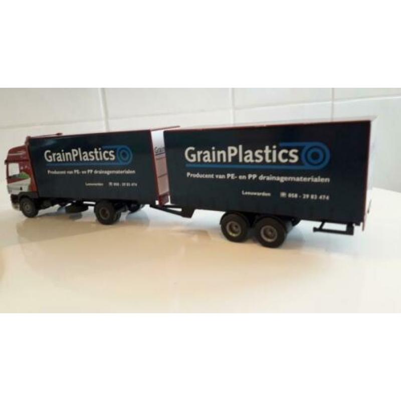 Lion toys Daf CF Berg Marrum Grain Plastics