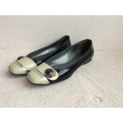 Hogan ballerinas 38 nieuw staat.