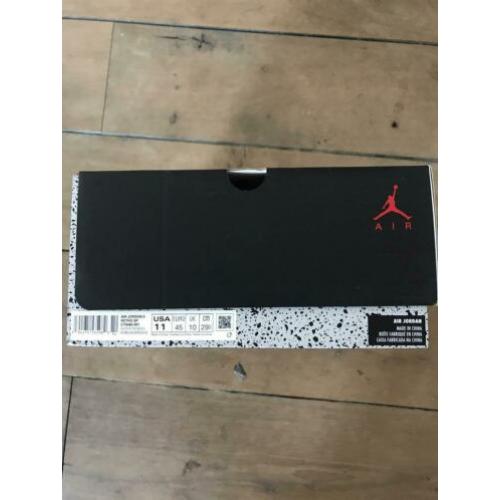 Jordan 5 off white US 11 EU 45