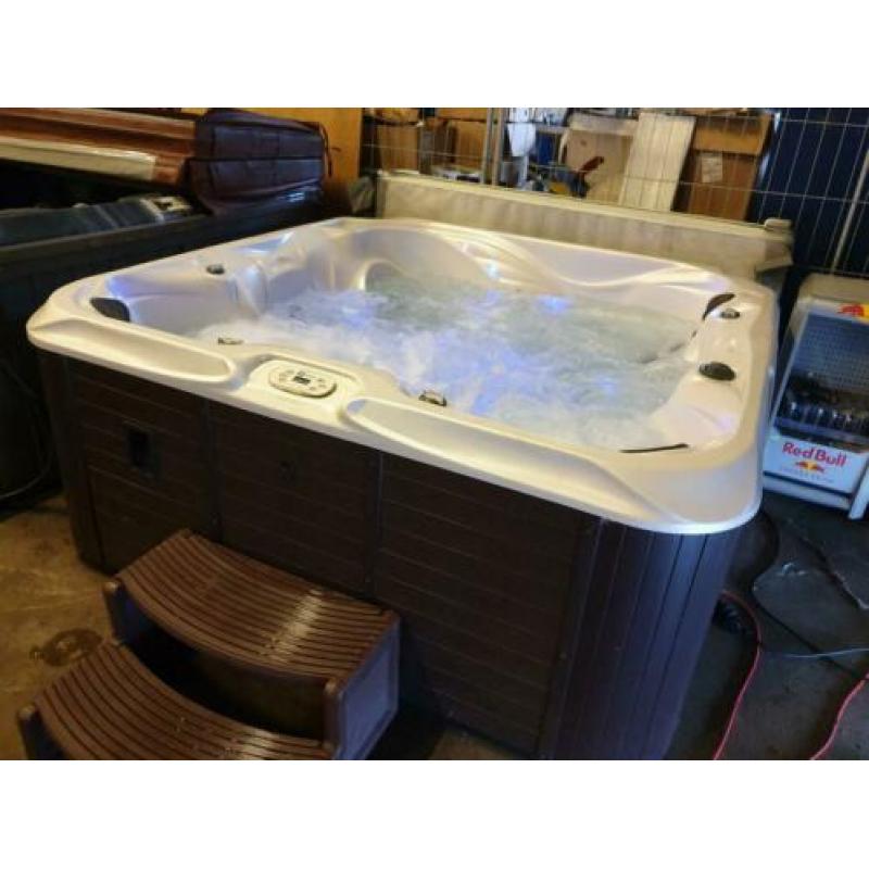 Passion Balboa XL Spa 5 pers Jacuzzi unieke Spa Full Option!