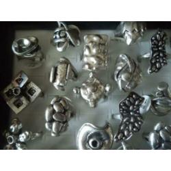 (r24) ringen partij 50 stuks antique look