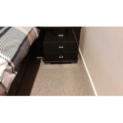 Boxspring compleet met nachtkastjes