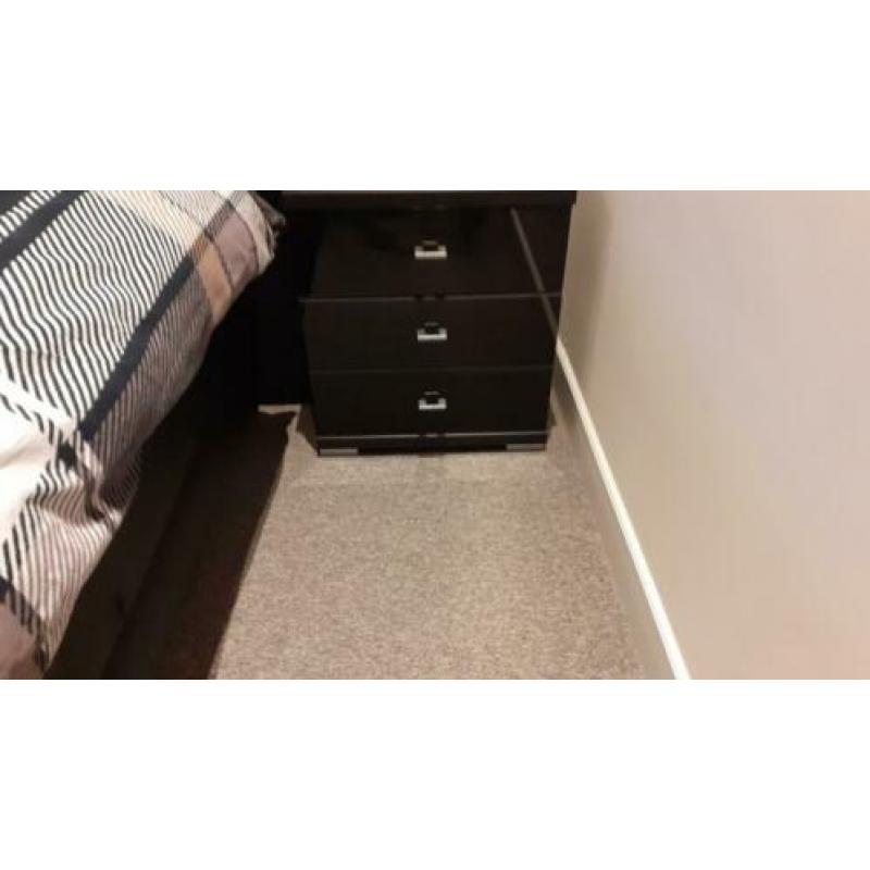 Boxspring compleet met nachtkastjes