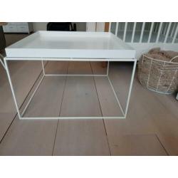 HaY TraY Table wit 60x60