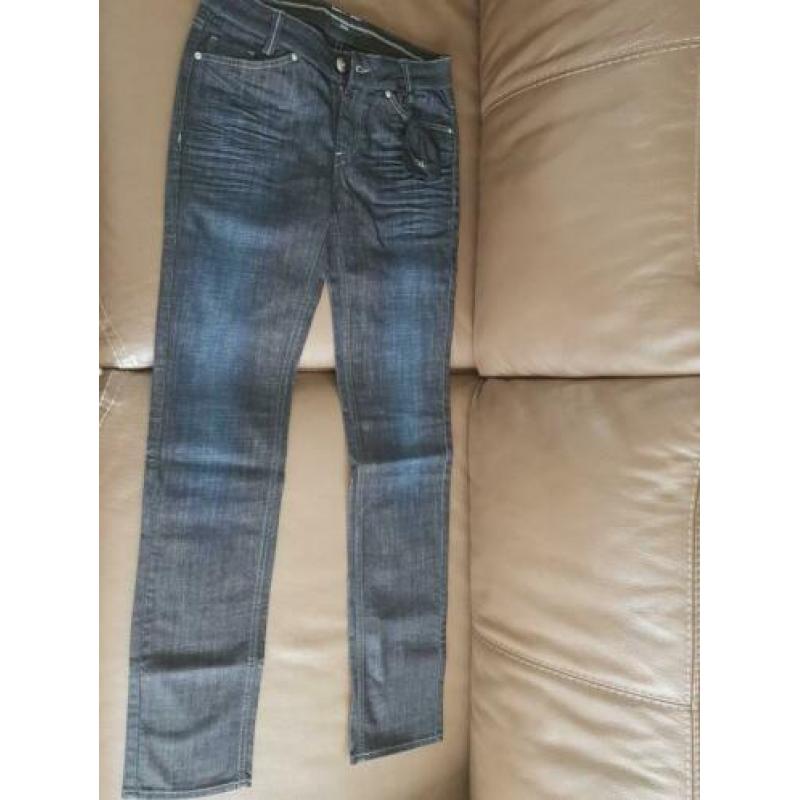 Hugo Boss jeans 26/34 NIEUW