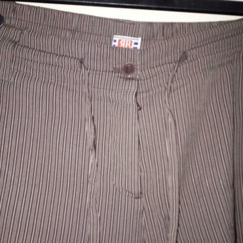 Gestreepte bruine zomerbroek maat 46/48