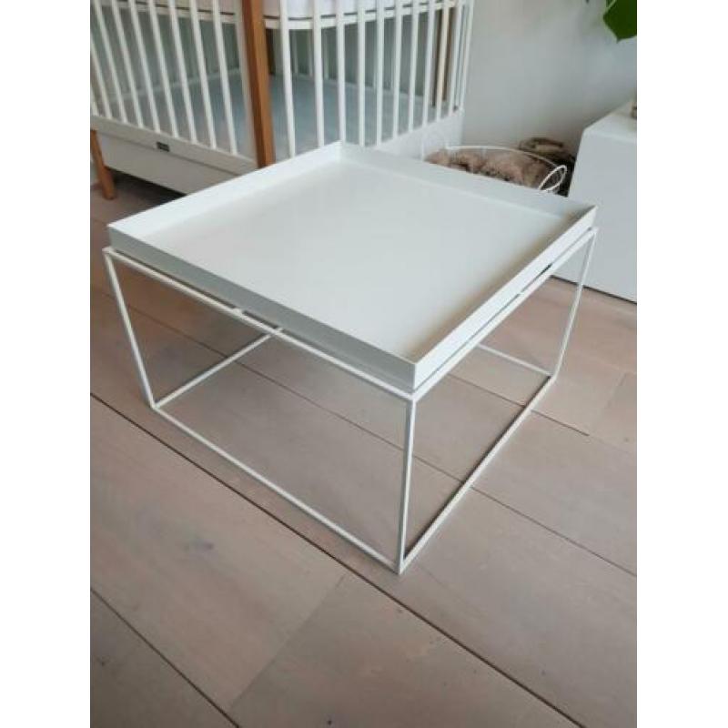 HaY TraY Table wit 60x60