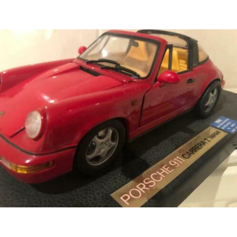 Porsche 911 1/18